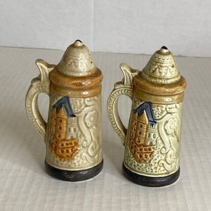 Vintage Artmark Japan Beer Steins Salt and Pepper Shaker Set Ceramic